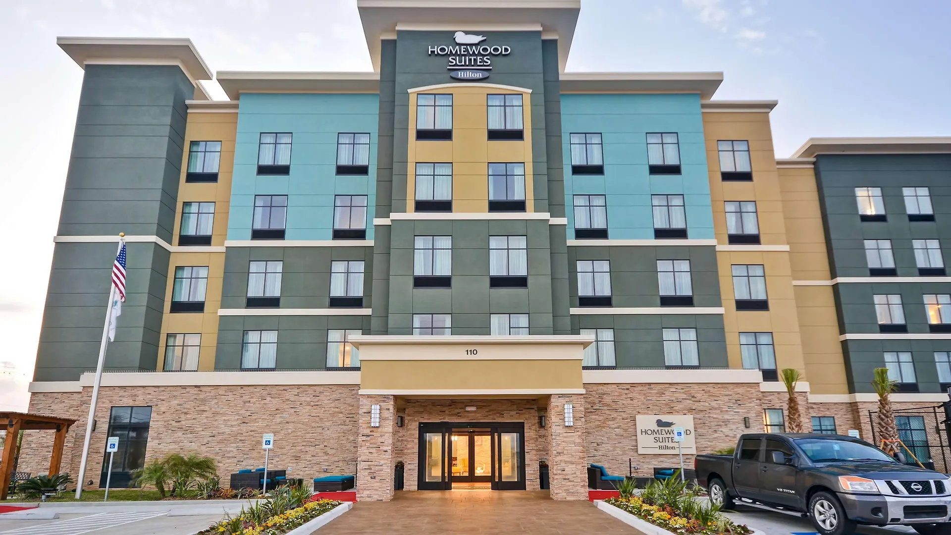 4 Smart Design Hotels in East End Galveston Worth Booking
