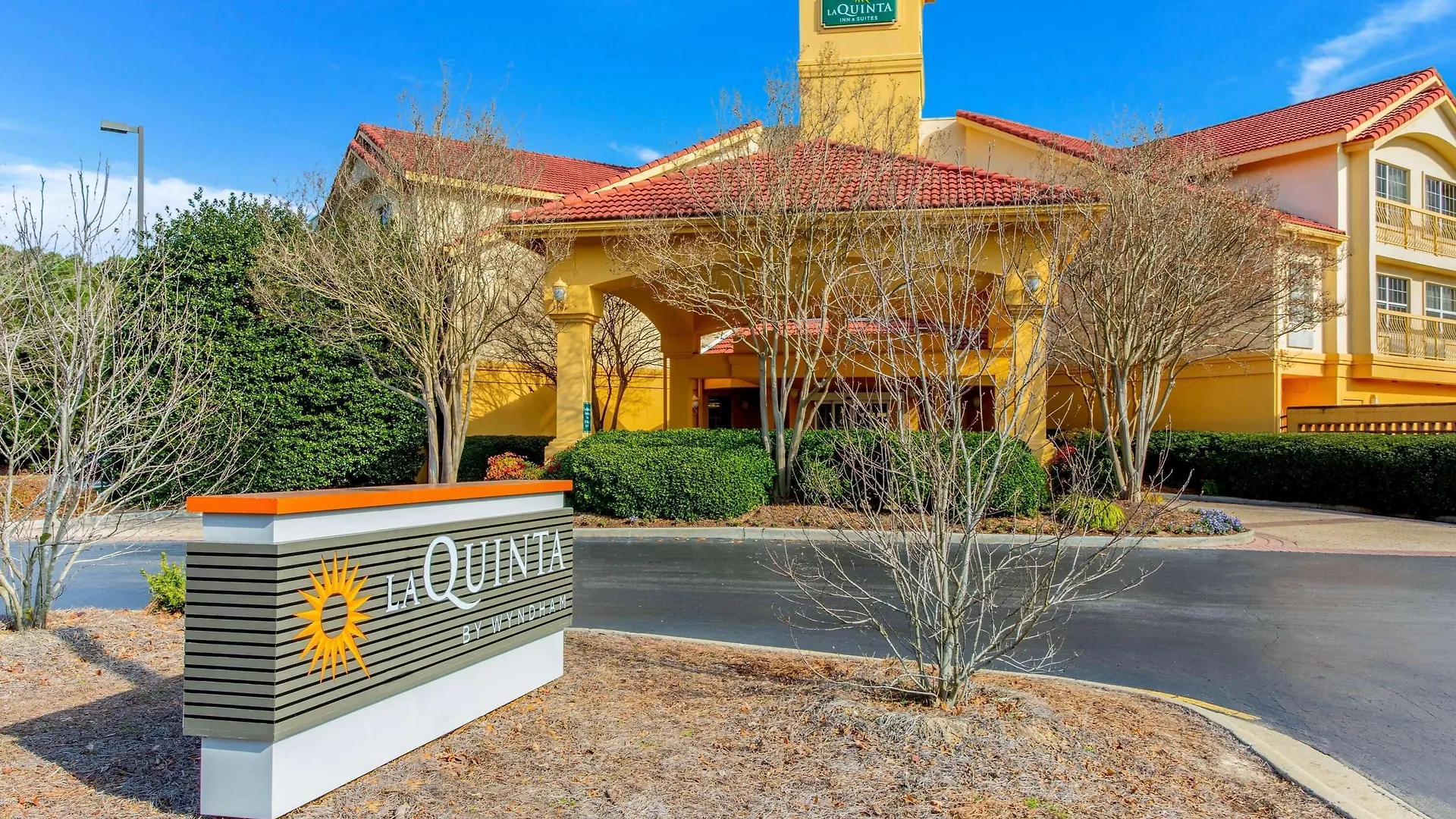 4 Family Hotels Near Umstead State Park Worth Booking