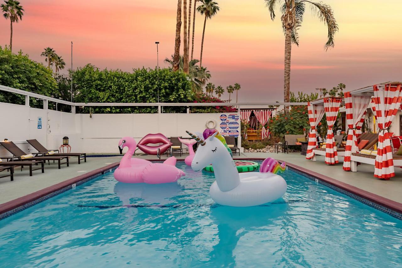 Where to Stay in Palm Springs Uptown: 5 Top 3-Star Hotels