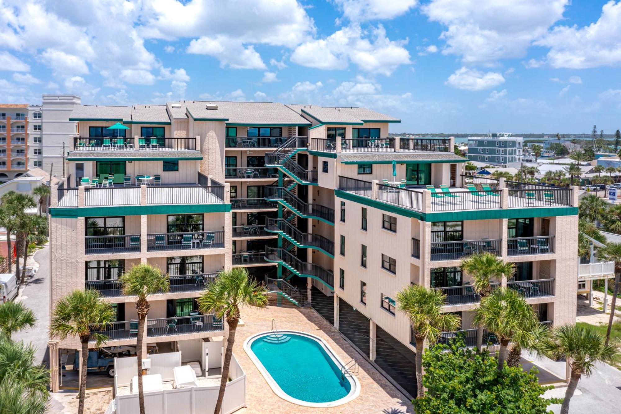 4 Smart 3-Star Hotels in Madeira Beach Worth Booking