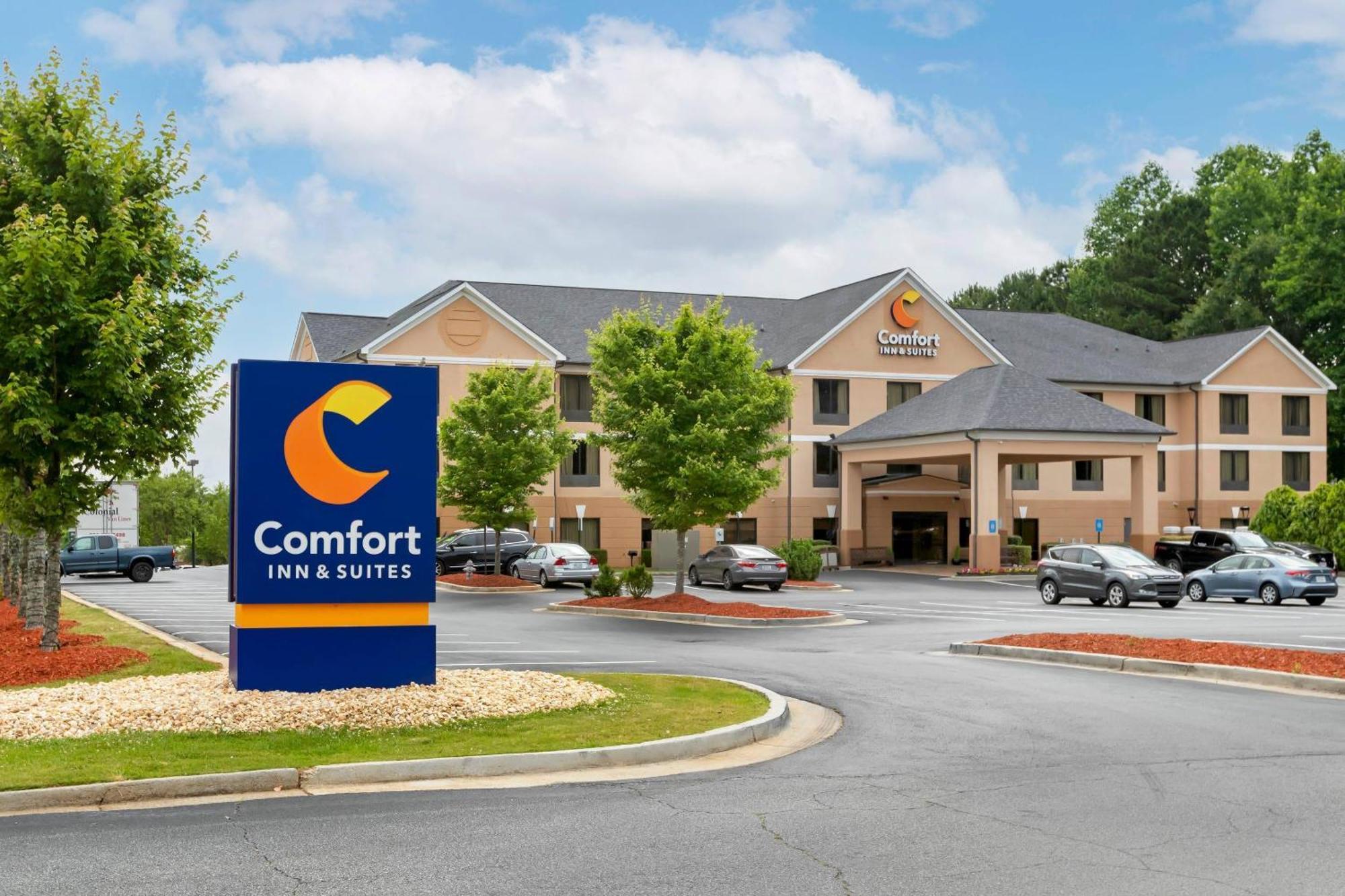 Staying Near Ocee Park: 5 Business Hotels Compared